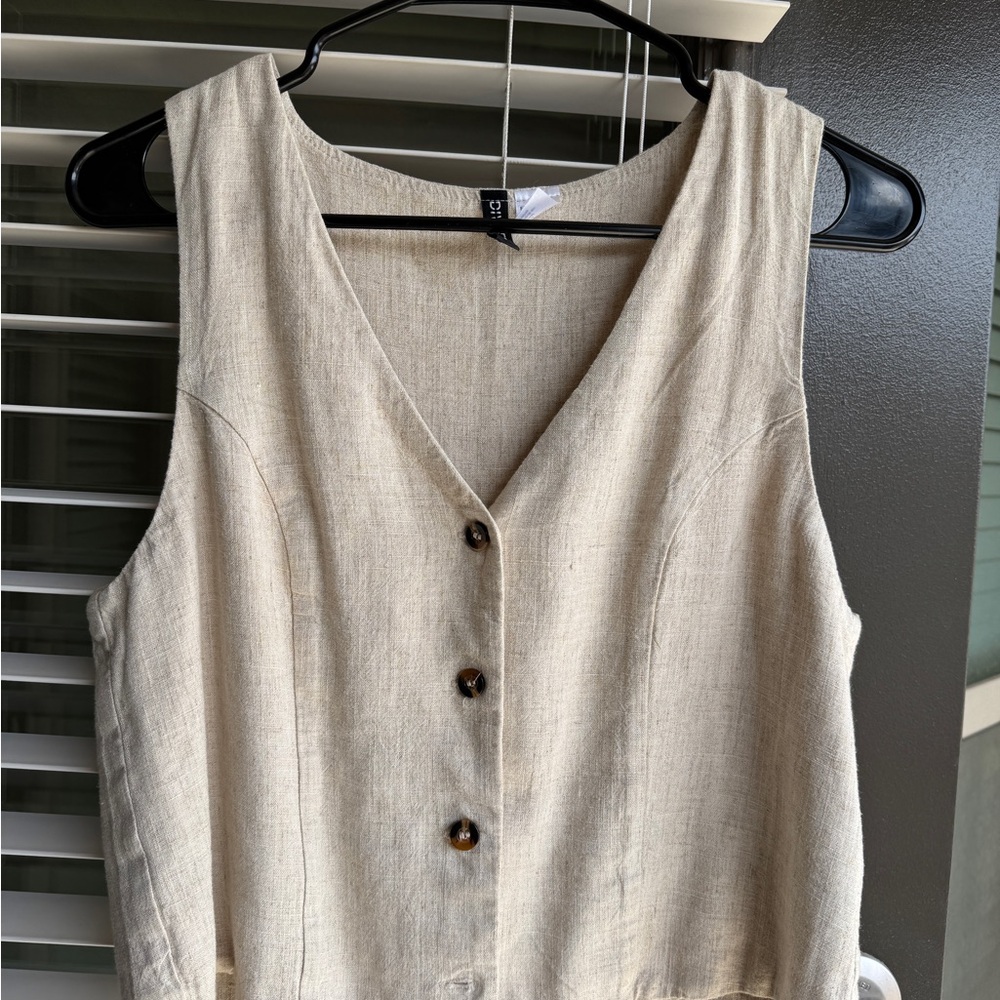 Elegant Cream Sleeveless Top